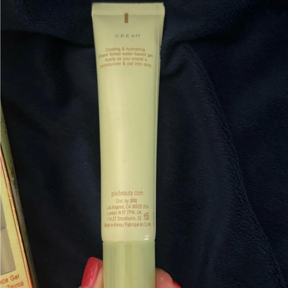 Pixi H20 Skintint Foundation - 1.2 fl oz